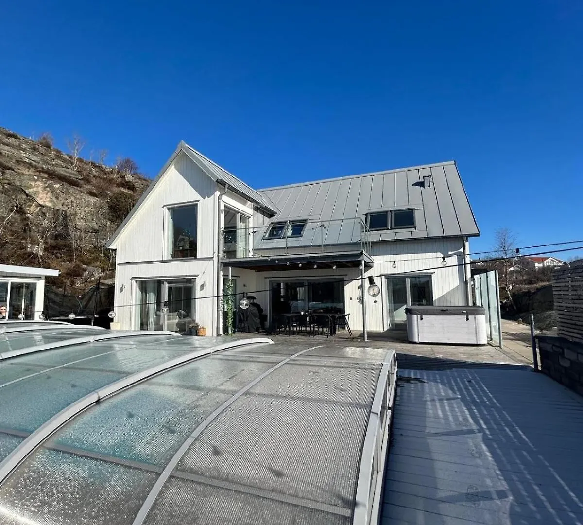 Villa House With Pool,Sea View & Walking Distance To Sea Bathing Göteborg